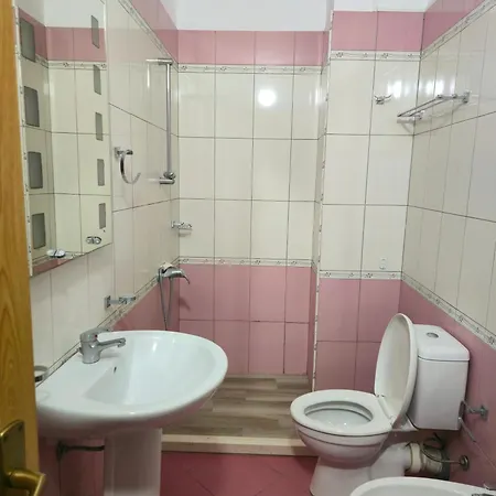 Faik Shehu Appartement Durrës