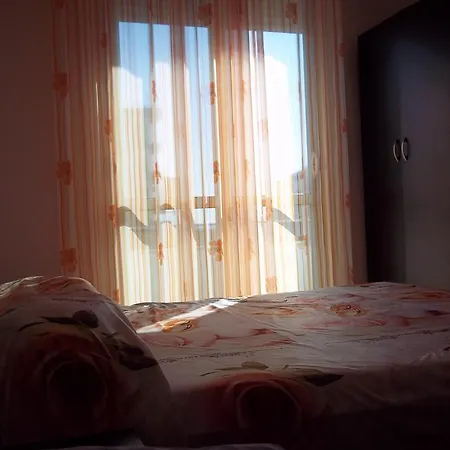 Faik Shehu Apartment Durres