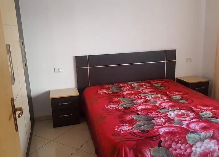 Faik Shehu Apartamento Durrës